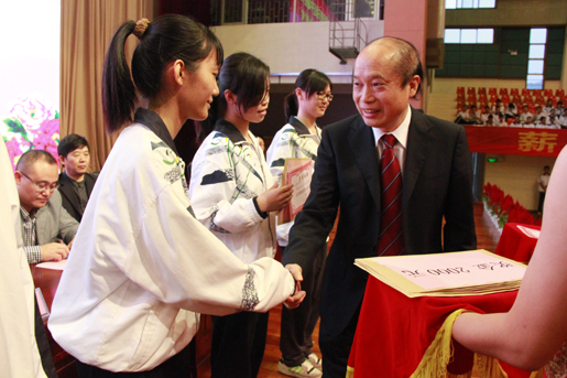 1482810854906723.jpg 教育21.jpg